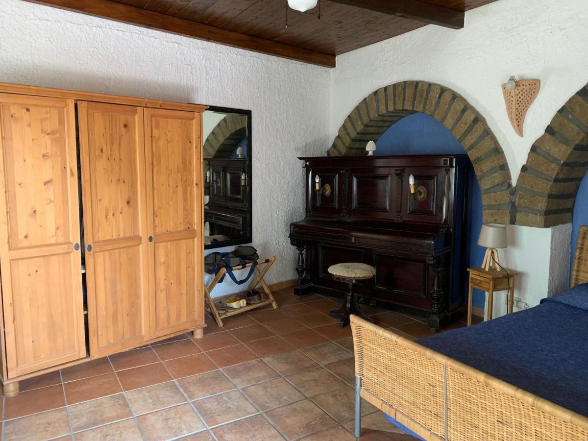 Cactus B&B Le Casette Di Marilena Pantelleria Habitación foto