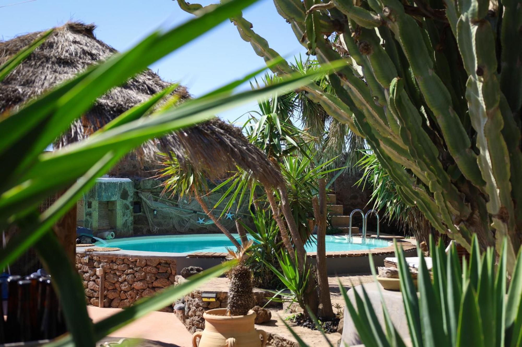 Cactus B&B Le Casette Di Marilena Pantelleria Exterior foto