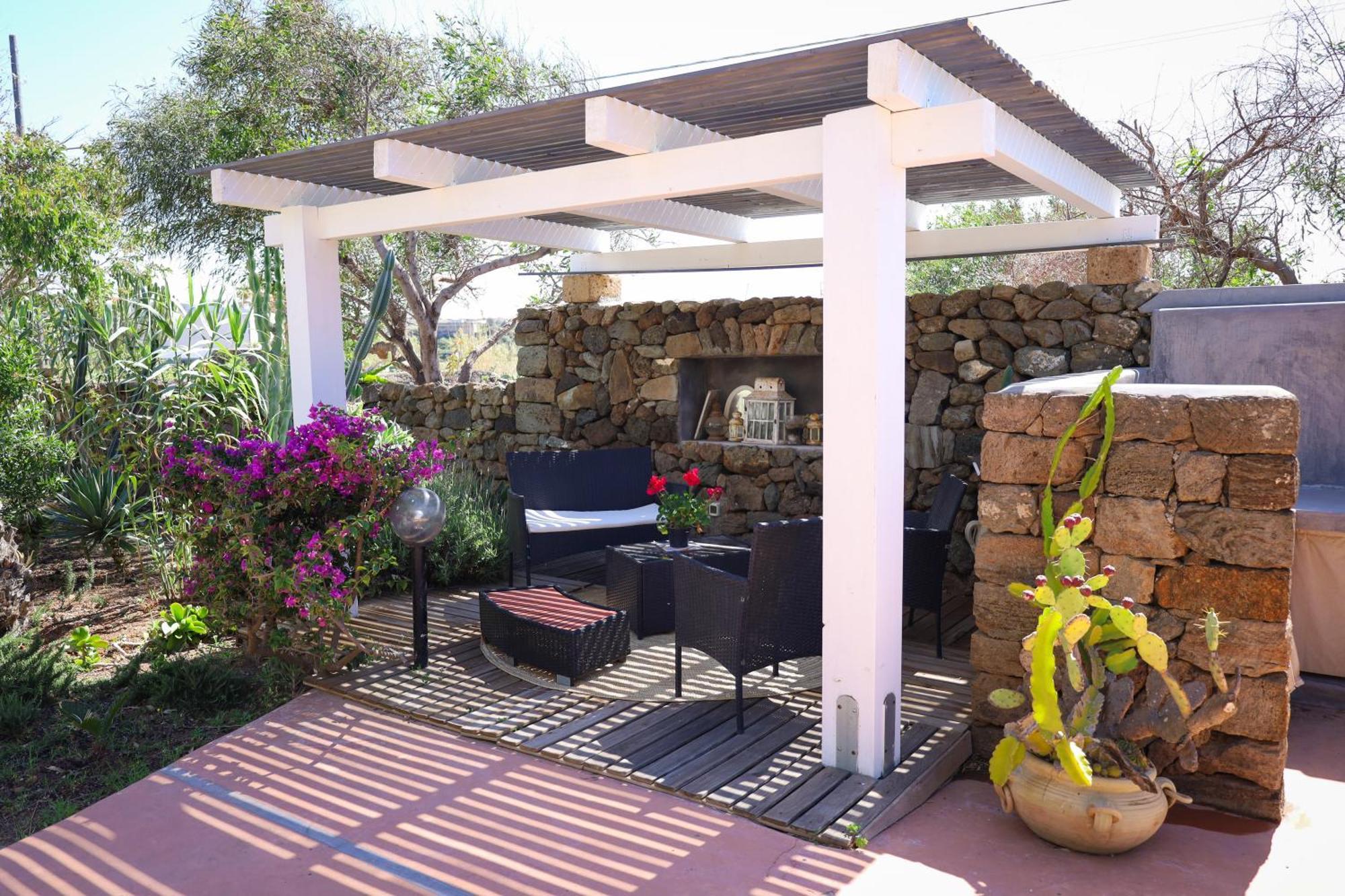 Cactus B&B Le Casette Di Marilena Pantelleria Exterior foto